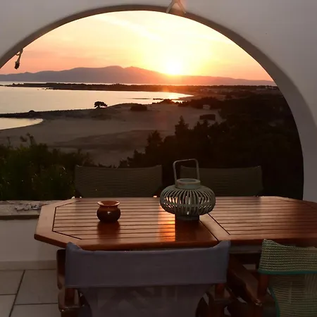 Paradise Pirgaki Naxos בית נופש Agiassos