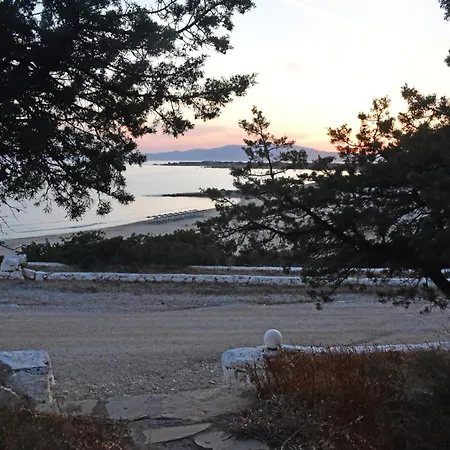Paradise Pirgaki Naxos Ajaszósz