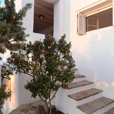 Paradise Pirgaki Naxos בית נופש